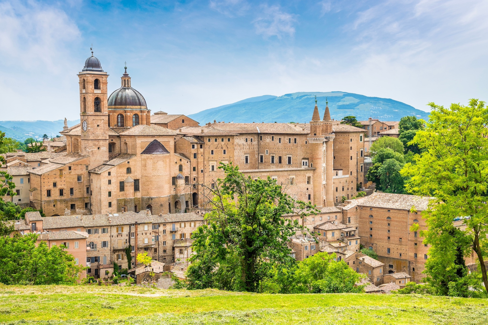 What Are the Most Beautiful Towns to Visit in Le Marche
