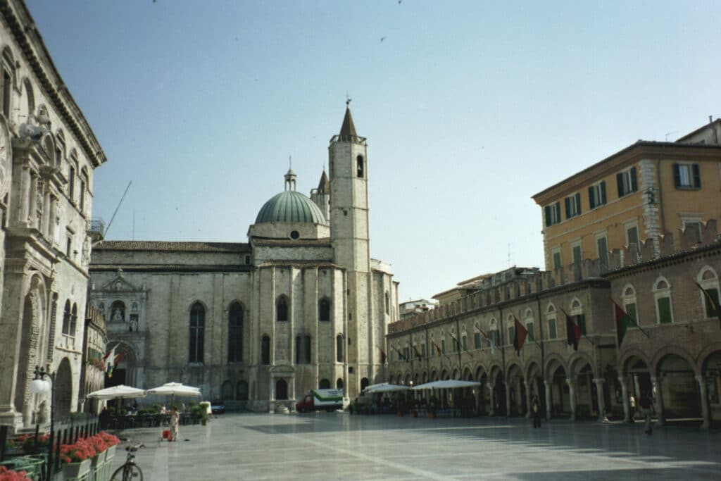 Piazza del Popolo in Ascoli Piceno, Marche