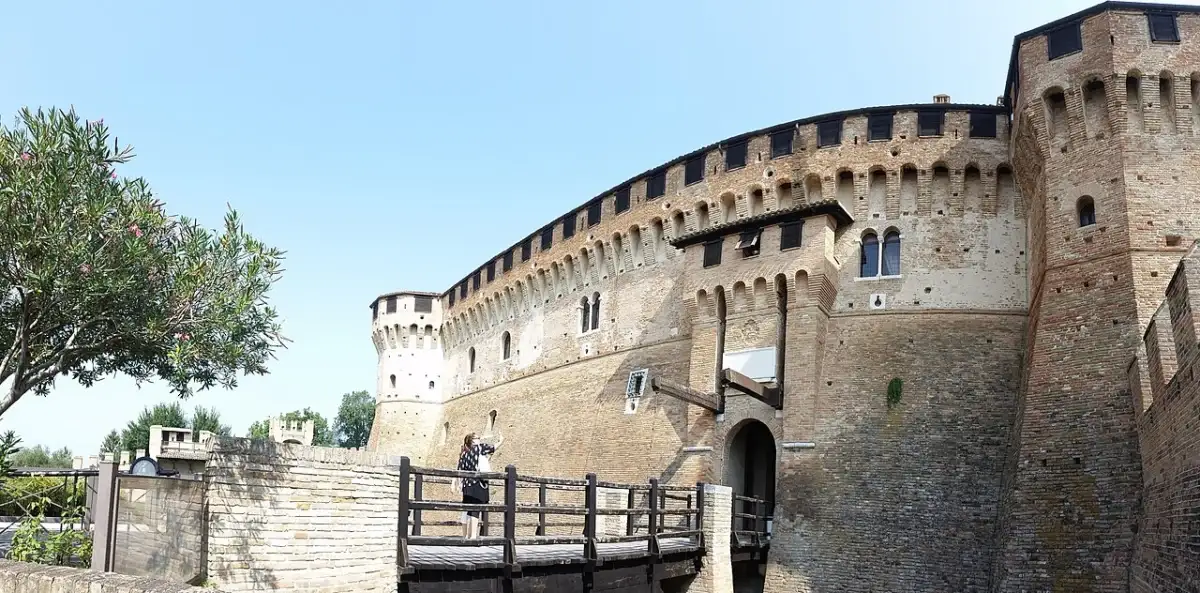 Entrance to the Rocca di Gradara with its bridge over the moat and round towers