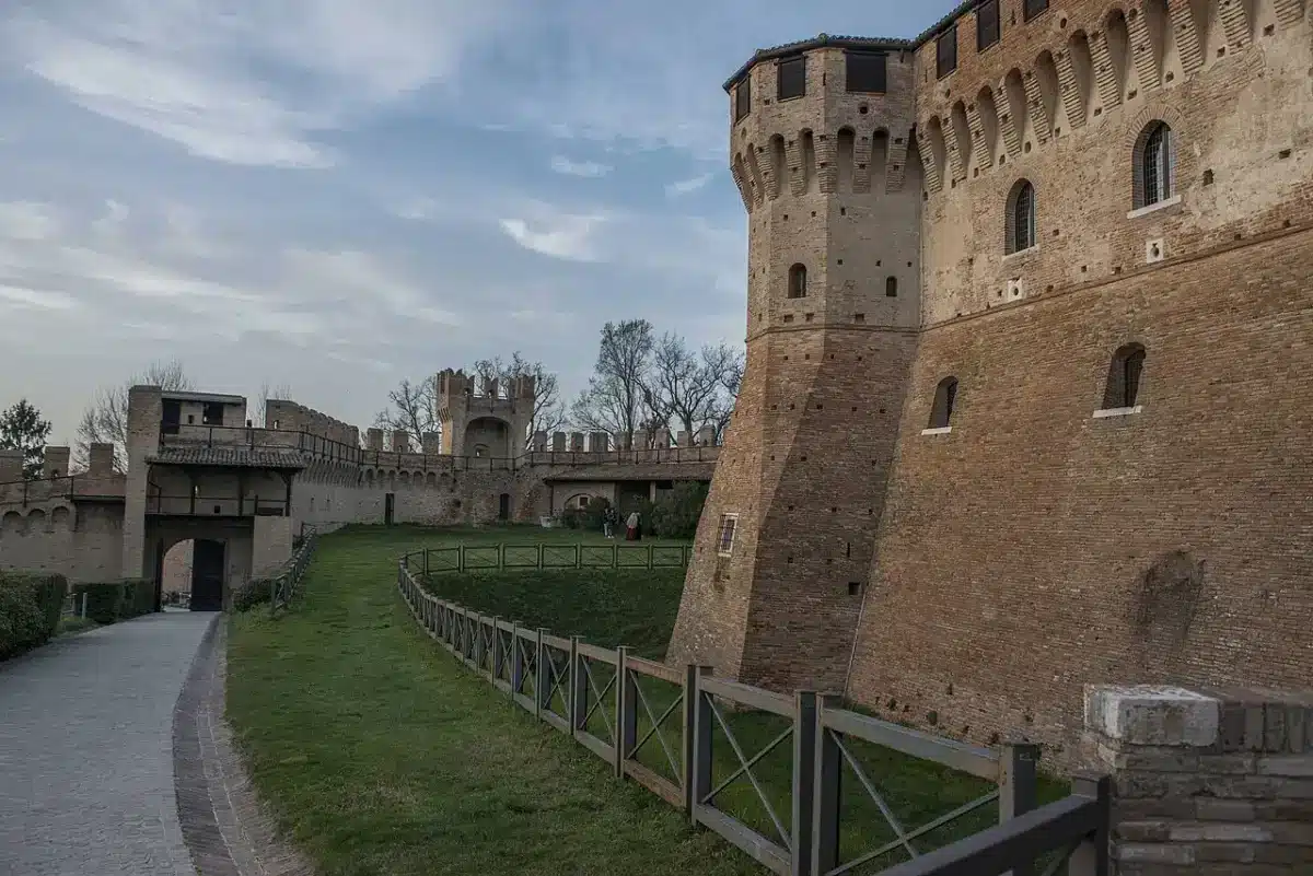 Gradara, Italy: The Castle of Paolo and Francesca and What to See